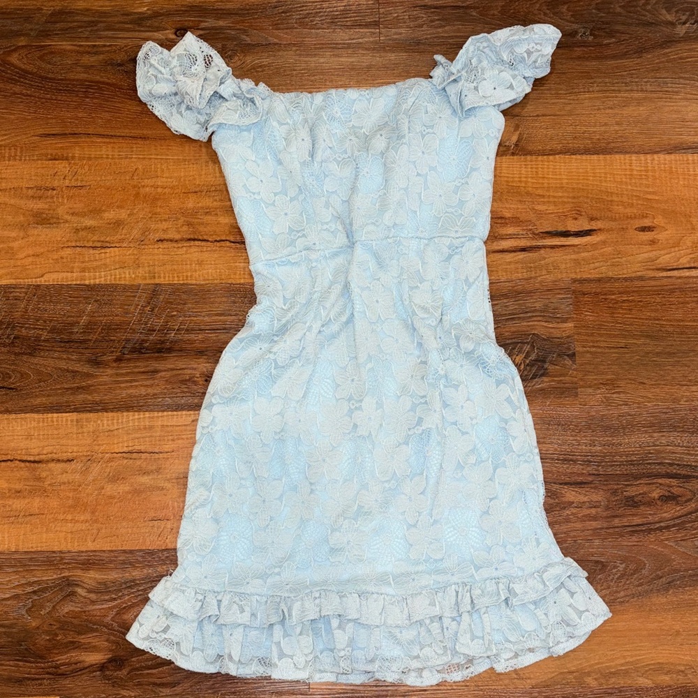 Adorbale Easter dress 🪻size medium NWT boutique